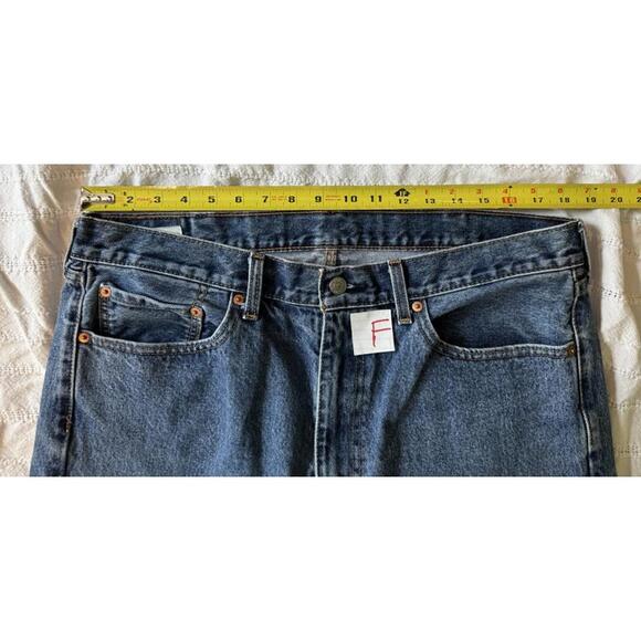 Vintage Levi's 505 Blue Jeans Regular Fit Straight Leg Men's 38 × 30    (F) - Picture 2 of 9